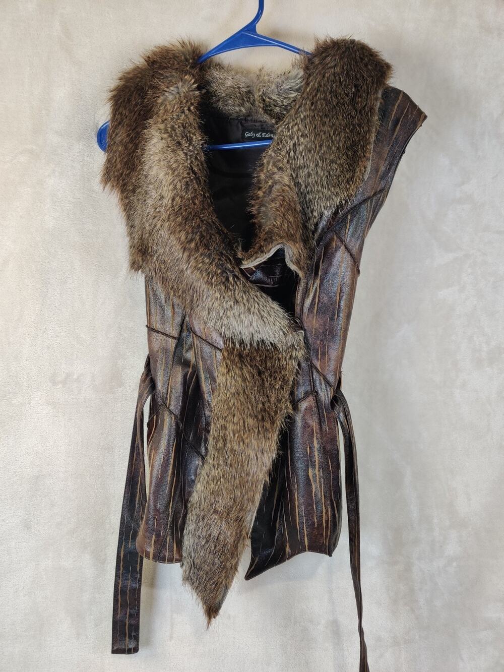 Gaby & Eden Faux Fur Brown Vest Size Small Sleeveless Vest